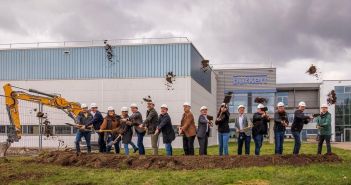 Bürkert-Werk in Öhringen wird nachhaltig erweitert und (Foto: Bürkert Fluid Control Systems)